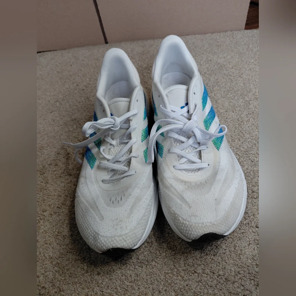 Adidas Supernova 3 Men Size 11.5 White Sneakers with Blue and Green Stripes